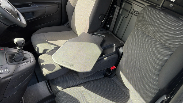 Vauxhall Combo Cargo Combo Xl Diesel 1.5 Turbo D 100ps Pro H1 Van